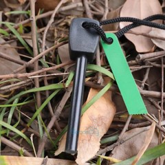 Lot Magnesium Rod Flint Fire Starter w/ Handle and Steel Scraper Flint Striker