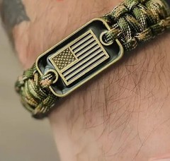 Camo Paracord Bracelet W/Bronze Colored , Raised Design, Flag Placard,