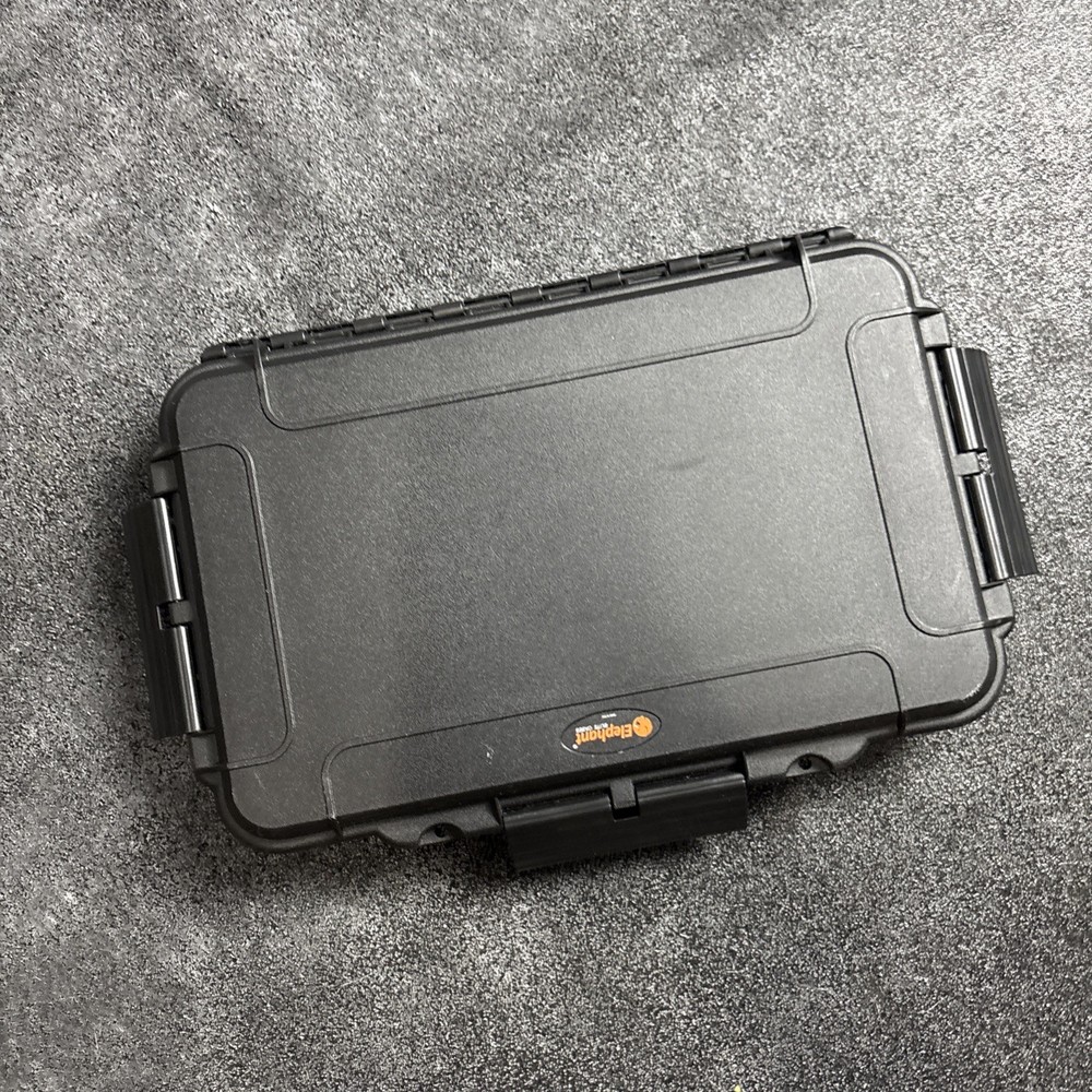 ✨️Elephant Elite MAX003S Waterproof Hard Shell Protective Case Made In Italy✨️