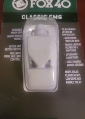 Official Referee Fox 40 Classic , Cushioned Mouth Grip 115dB Pealess Whistle