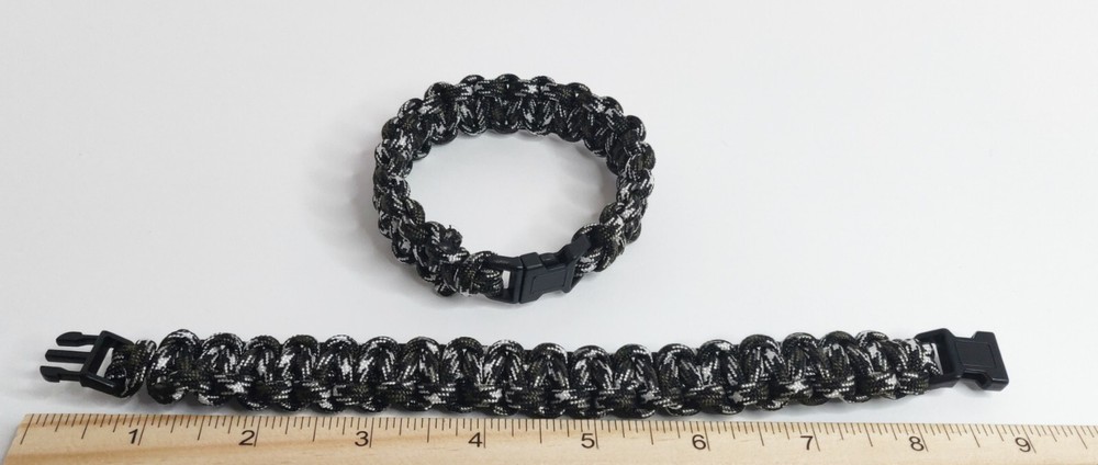 Paracord Bracelet – 2 Pack (Black & White)