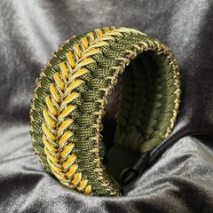 Paracord Bracelet Stitched army green wide