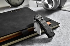 Olight U1 Pro Utility Knife with Folding Screwdriver – Carbon Black Fiber
