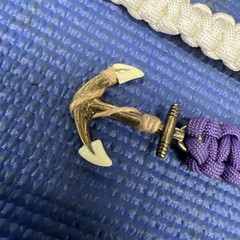 FB2- Lot of 7 Some Cobra Weaved Paracord Bracelets 7-1/2-8” End To End Charms