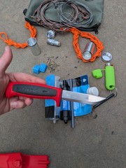 A Survival Kit That Doesn’t Suck!!! Great For Bug Out Bags!!