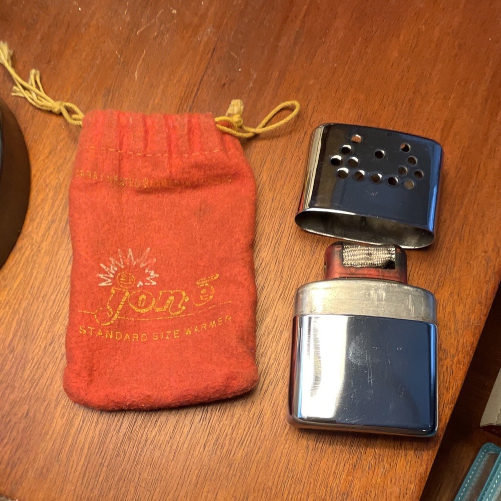 Vintage Jon-e Hand Warmer Aladdin Labs Chrome w/ Original Red Pouch USA
