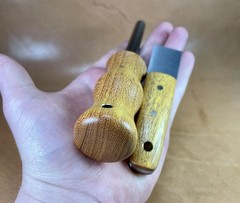 Bushcraft Camping Survival Firesteel Ferro Rod Osage Orange Striker Scraper Set