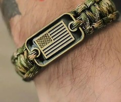 Camo Paracord Bracelet W/Bronze Colored , Raised Design, Flag Placard,
