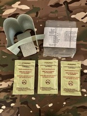 Go Jo Field Ration Heating Set with Stove and 3 Pyropac Firestarting Gel Packets