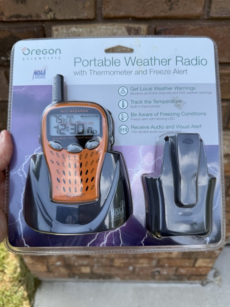 Oregon Scientific Emergency Portable Weather Radio W/ Thermometer WR113 ~SEALED