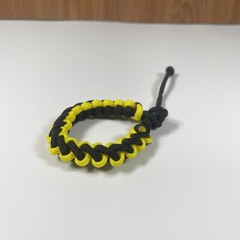 Handmade Braided Adjustable Paracord Bracelet in Yellow Black New
