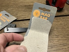 Ultimate Survival Technologies UST Mag Bar Fire Starter With Shaver And Tinder