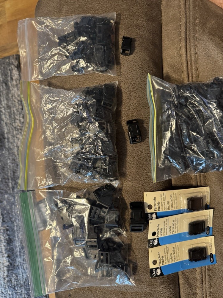 Black Paracord Bracelet, Luggage, Craft Buckles. Assortment.