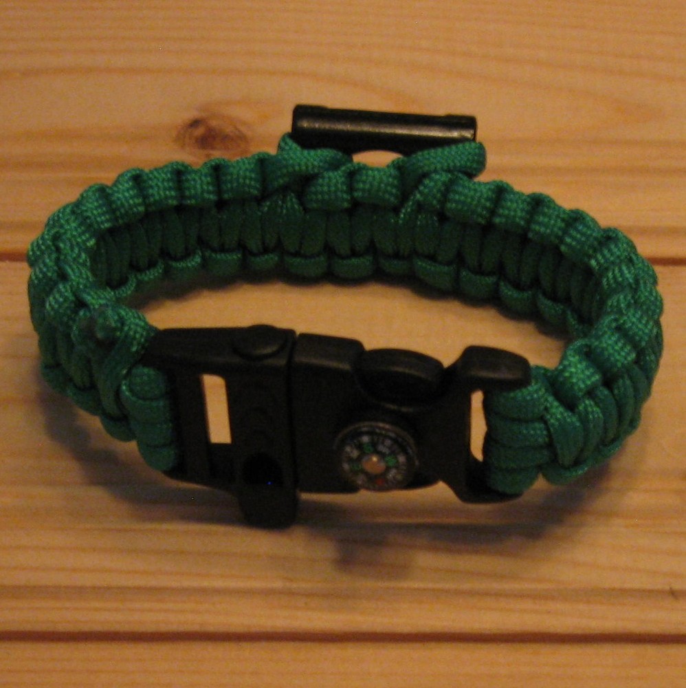 Men’s Survival Bracelet Cord Wristband Rescue Compass Whistle