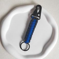2pcs 7-Core Paracord Outdoor Keychain – Braided Keyring with Eagle Hook