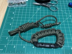 Sparrow’s Design/Paracord Carabiner Wrap Lanyard With Rope Carry Coils