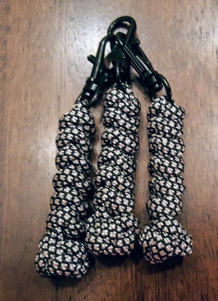 Black w/Silver Diamonds Paracord Wall & Diamond Knot Zipper Pulls (3) w/clips