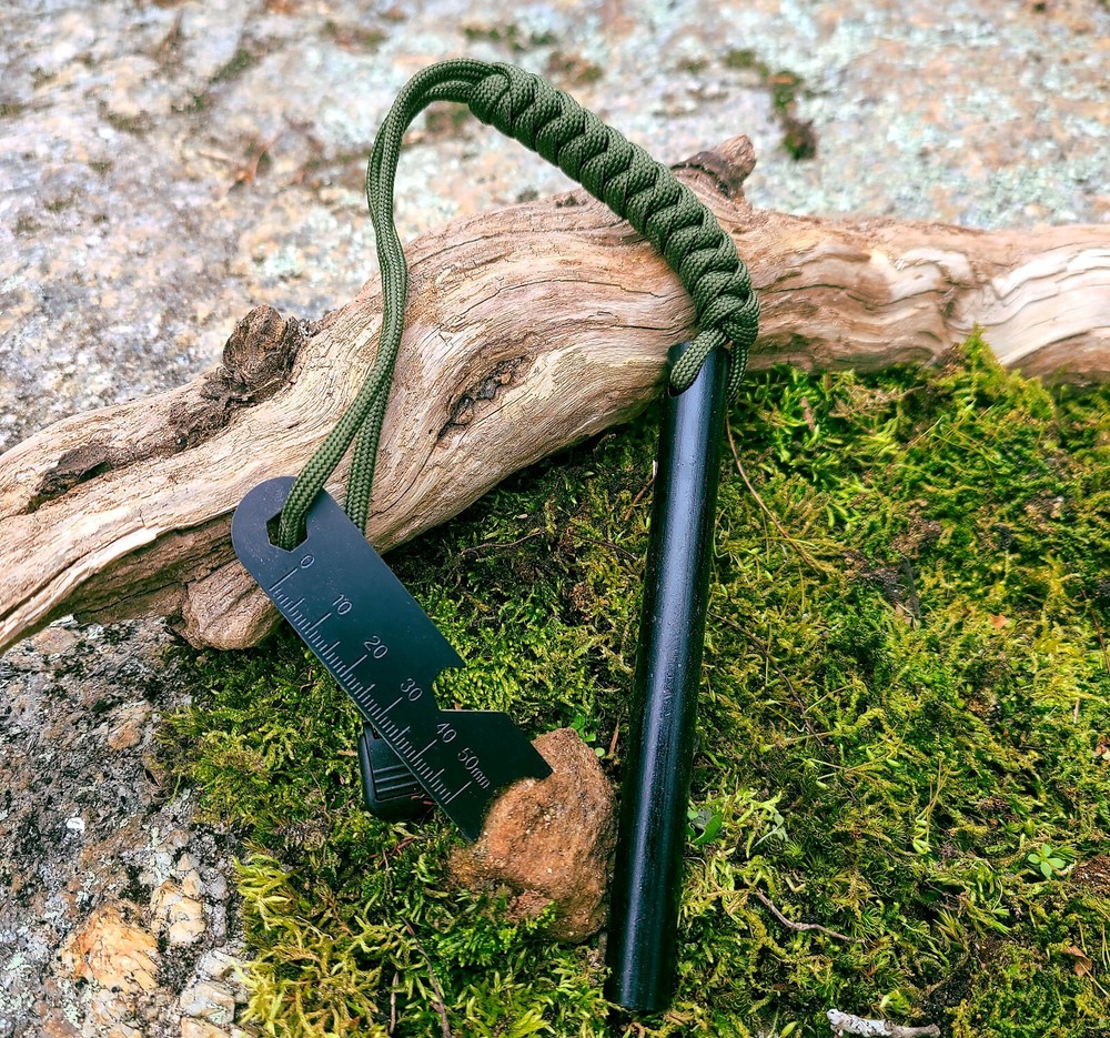 HUGE 5″ x 1/2″ FERRO ROD Fire Starter PARACORD Lanyard Military Survival Striker