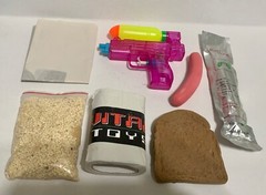 Collectible «The Rocky Horror Picture Show» 25th Anniversary Metal Survival Kit