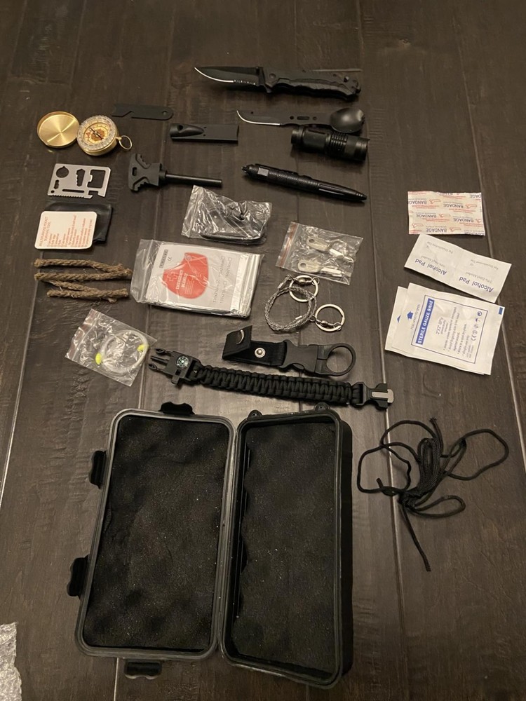 35 in 1 Emergency Survival Kit: Life-Saving Tools for Adventurers and Travelers