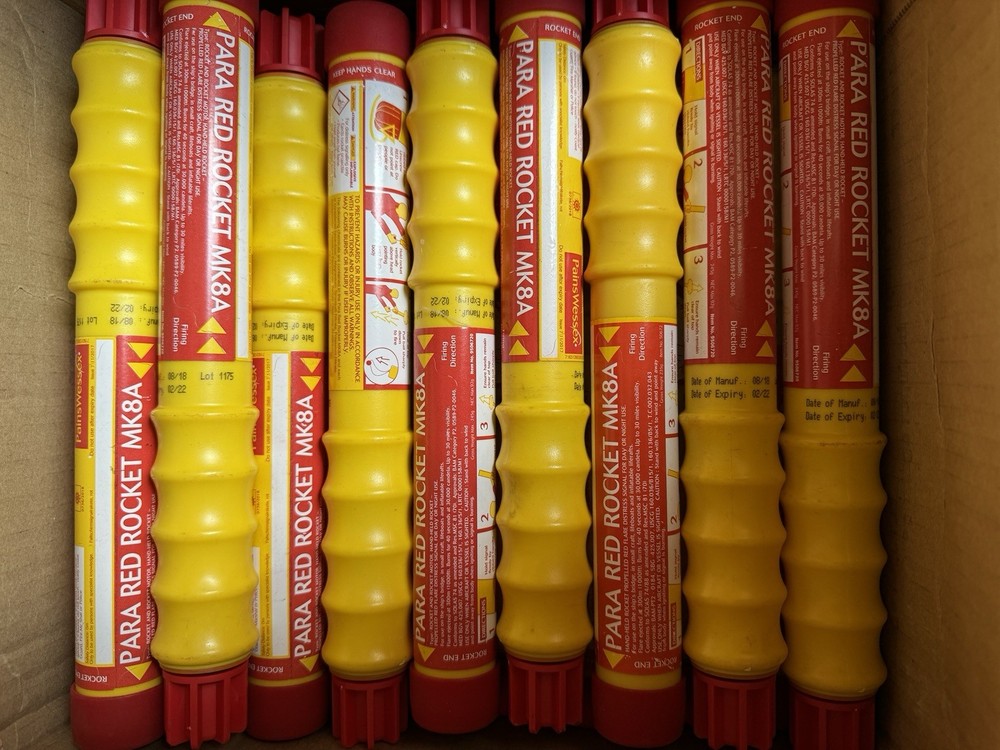 1pc RED PARACHUTE SIGNAL Flares ultra bright Pyro Mg based USCG CERT SOLAS 74/76