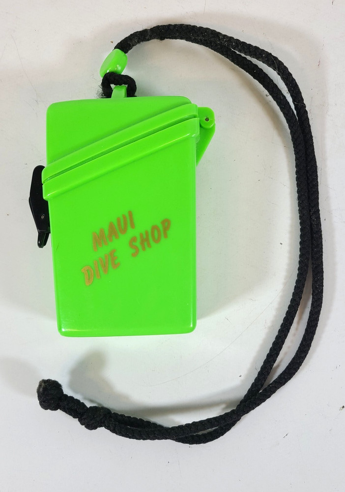 Hawaii Maui Dive Shop Waterproof Dry Box Floating Scuba Snorkeling Green Vintage