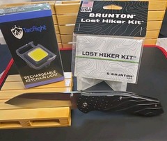 Lost Hiker Kit, Credit-Card-Size Survival Tool, Carabiner Light, Pocketknife