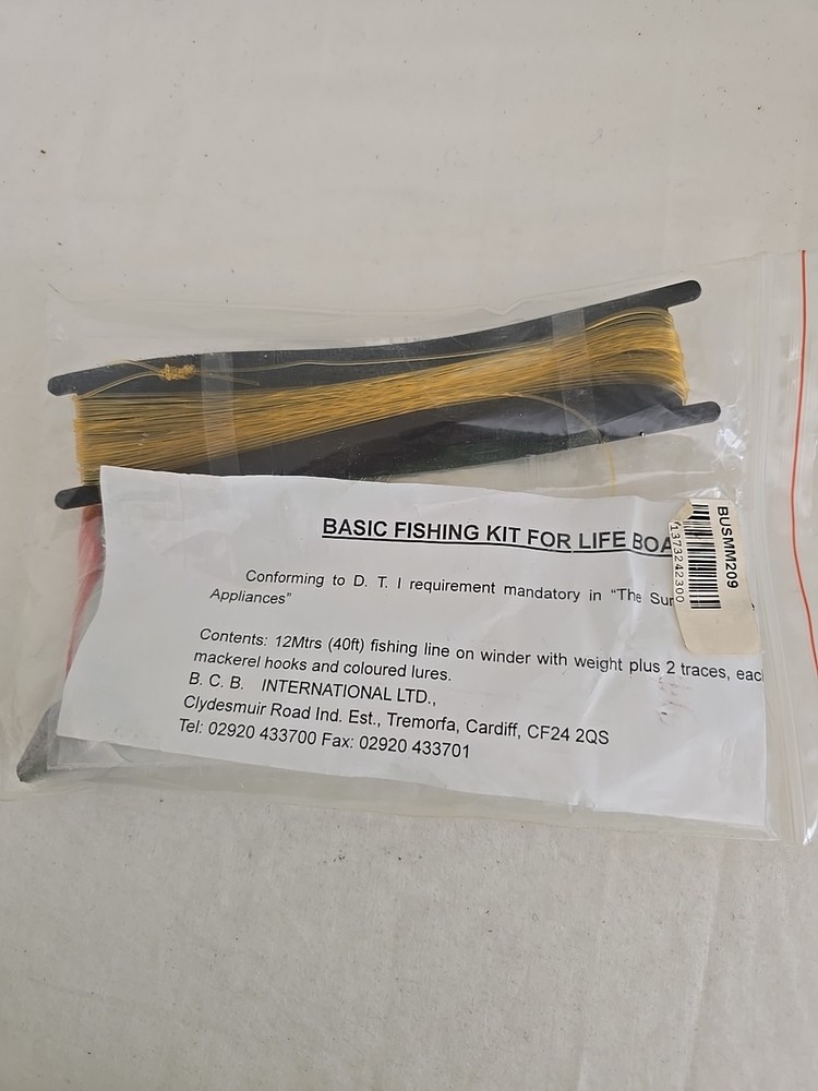 New Basic Survival Fishing Kit For Lifeboats, Line, Weights, Lures, Hooks