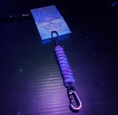 Frozen State Cord Clippie Knife Lanyard 550 Paracord Purple & Silver UV Reactive