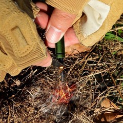 Moisture-Resistant Fire Starter Tool with Adjustable Design – Outdoor Companion