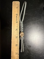 Paracord Combo Knife Lanyard Gray with Skull