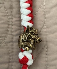 paracord keychain. bag, backpack, jacket zipper pull. Arkansas Razorbacks #1