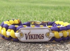 Minnesota Vikings Paracord Bracelet w/ NFL Dog Tag and Metal Buckle. AWESOME!!!