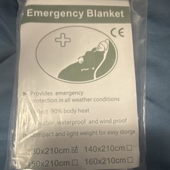 2 Pack Emergency Blanket Silver Mylar 130x210cm Waterproof Windproof Reflective