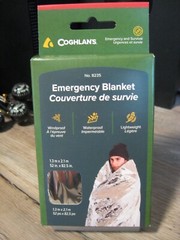 Coghlan’s Emergency Blanket – Waterproof Windproof Lightweight Survival 8235