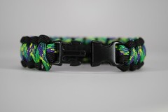 550 Paracord Survival Bracelet Cobra Black/Plum Crazy «Made in the USA»
