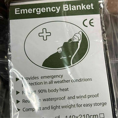 (4-PK) Emergency Blankets 51.18″ x 82.68″ (130x210cm) Must For Camping / Hiking