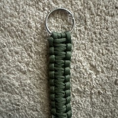 Paracord Tactical Green Keychain Bottle Opener Carabiner Clip Survival Keychain