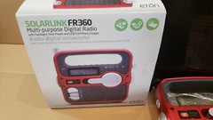 SOLARLINK FR360 MUTI PURPOSE DIGITAL RADIO ETON NEW FLASHLIGHT SOLAR POWER USB