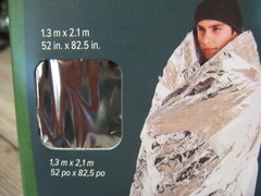 Coghlan’s Emergency Blanket – Waterproof Windproof Lightweight Survival 8235