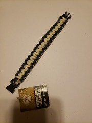 ParaCord Bracelet 7 In Black And White