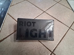 Lone Survivalist Riot Light 5XPG Beads Generates 2200 Lumens Emergency Light.