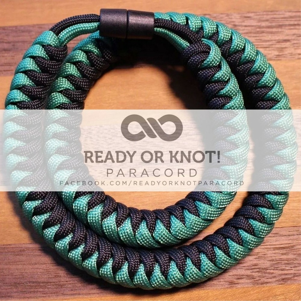 550 Paracord Snake Weave Survival Necklace Kelly Green / Black (21 inches)