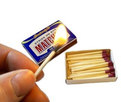 Cartwright, Strike On Box Pocket Matches, Premium Quality, 32 Count, for Fire…