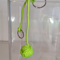 Green Paracord «Monkey Fist» Keychain 6″ Lanyard with Metal Key Rings (B3)