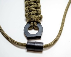 Breakaway Fire Starter Necklace With Extra Khaki 550 Paracord Survival Cord