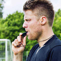 7 Pack Coaches Whistles with Lanyard – Loud Sound for Sports and Emergencies