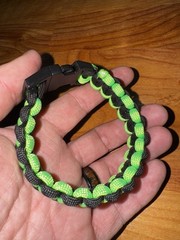 Adult Male Hand Made Fluorescent Green And Black Paracord Bracelet 7” USA Made