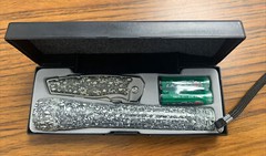 NRA National Rifle Association Survival Combo Set Flashlight & Knife NEW Camo FS