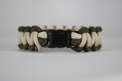 550 Paracord Survival Bracelet Cobra OD Green/Desert Sand «Made in the USA»
